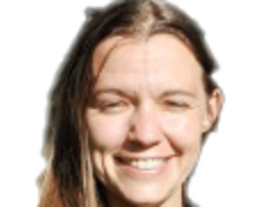 Elain Norton headshot